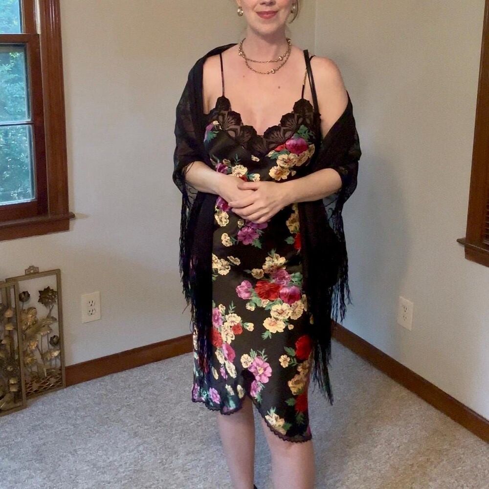 Vintage Victoria’s Secret Gold Label Satin Floral Slip Dress Size Small - Picture 14 of 16